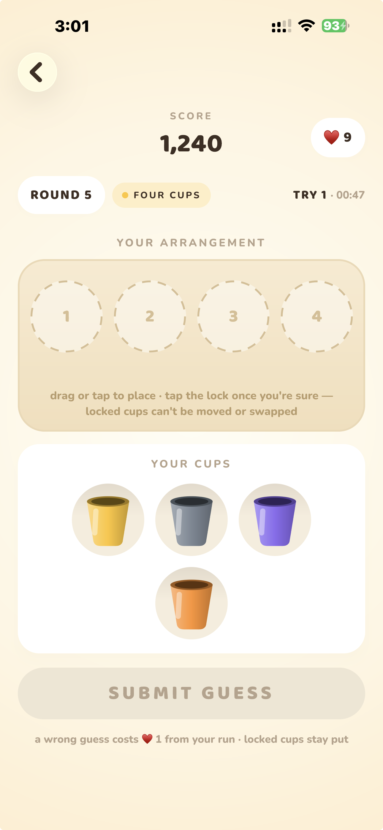 Guess Cup Endless mode showing score, round and remaining lives
